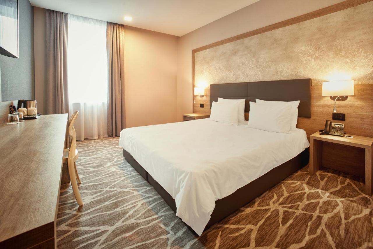 Radisson Hotel City Centre Odessa Exterior foto